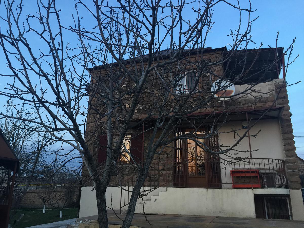 Three Jugs B&B Jrvezh Экстерьер фото